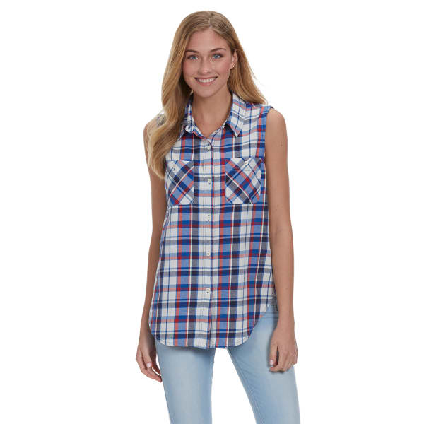 VANILLA STAR Juniors' Plaid Sleeveless Button Down Shirt