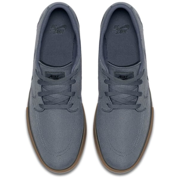 NIKE SB Men's Clutch Skate Shoes