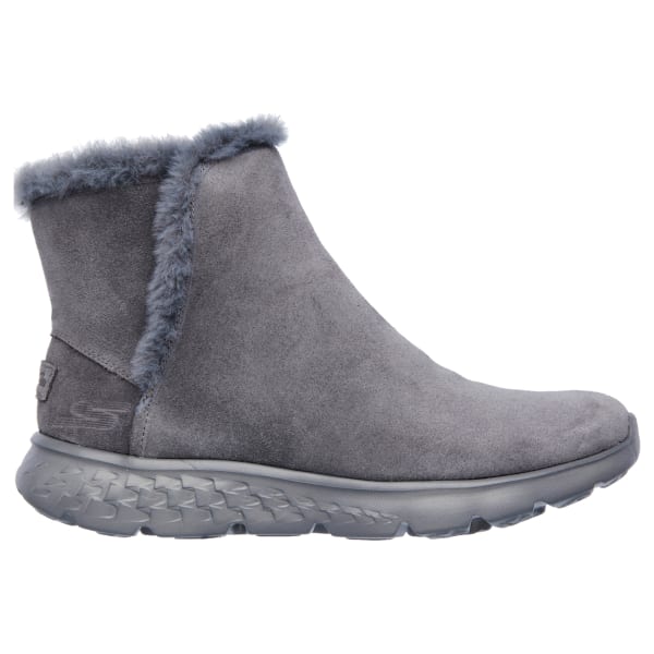 SKECHERS Women's On The Go Chugga Boots