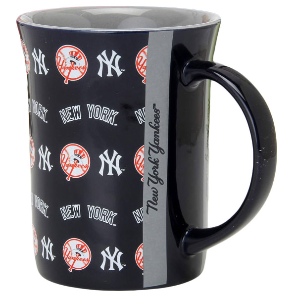 NEW YORK YANKEES 15 oz. Line Up Mug