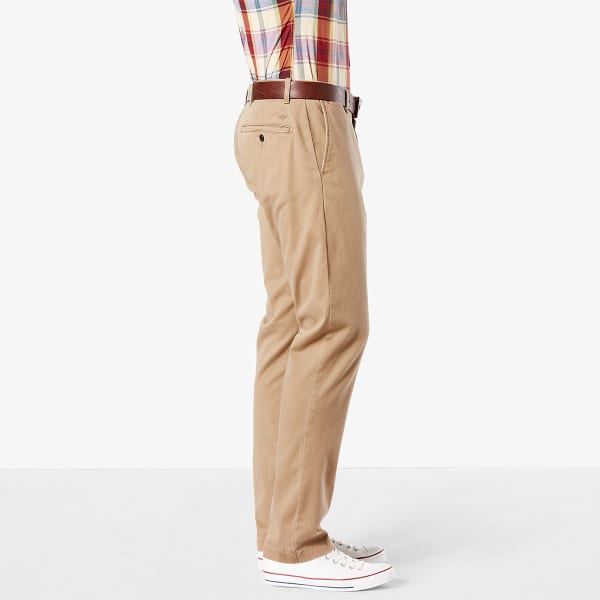 DOCKERS Men's Washed Khaki Slim Fit Tapered Pants