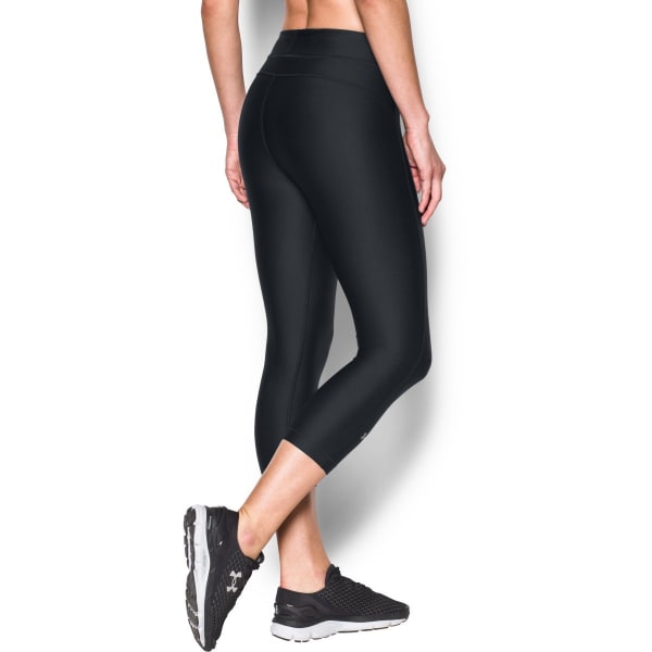 UNDER ARMOUR Women's HeatGear Armour Capri Leggings