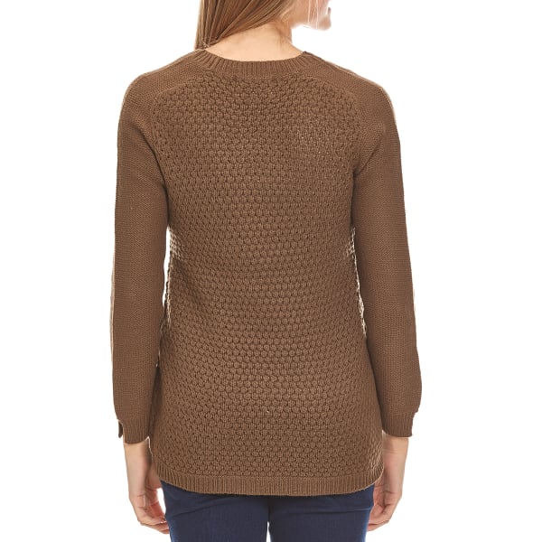 AMBIANCE Juniors' Cable-Knit High-Low Hem Sweater