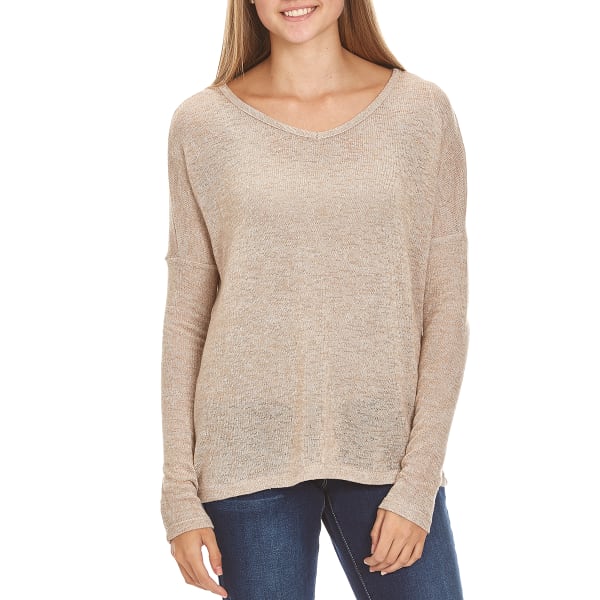 AMBIANCE Juniors' V-Neck Hacci Knit Long-Sleeve Sweater