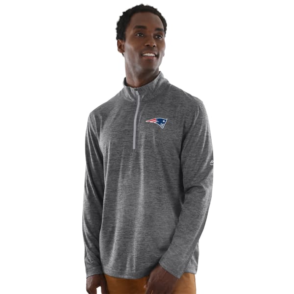 NEW ENGLAND PATRIOTS Men's Intimidating Poly Half Zip Pullover