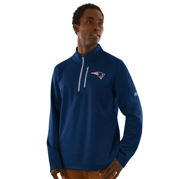 NEW ENGLAND PATRIOTS Men's Across the Scoreboard Fleece Half Zip Pullover