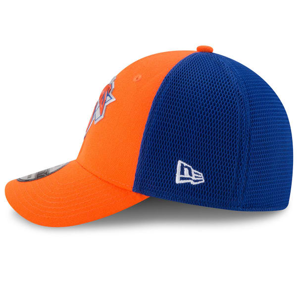 NEW YORK KNICKS Men's On-Court 39THIRTY Flex Cap