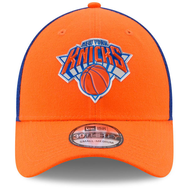 NEW YORK KNICKS Men's On-Court 39THIRTY Flex Cap