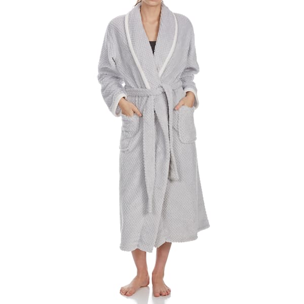 ST. EVE Women's Powder Puff Plush Robe