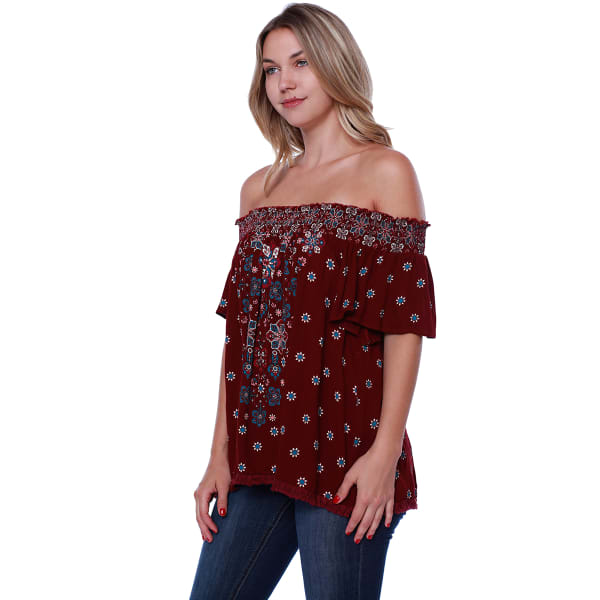 TAYLOR & SAGE Juniors' Off The Shoulder Printed Knit Top