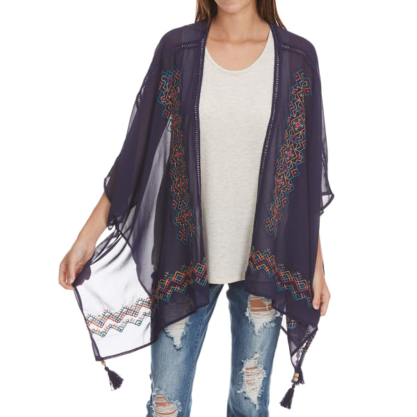 TAYLOR & SAGE Juniors' Embroidered Tassel Hem Kimono