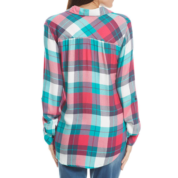 MAISON COUPE Women's Two-Pocket Multi-Plaid Flannel Long-Sleeve Shirt