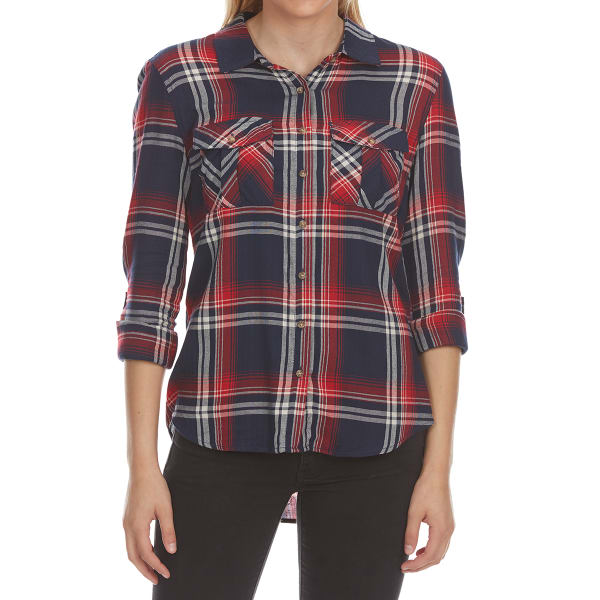 AMBIANCE Juniors' Long-Sleeve Double Pocket Plaid Shirt