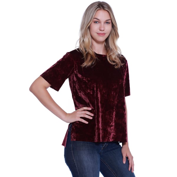 TAYLOR & SAGE Juniors' Velvet Short-Sleeve Top