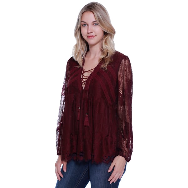 TAYLOR & SAGE Juniors' Lace Tie Neck Swing Top