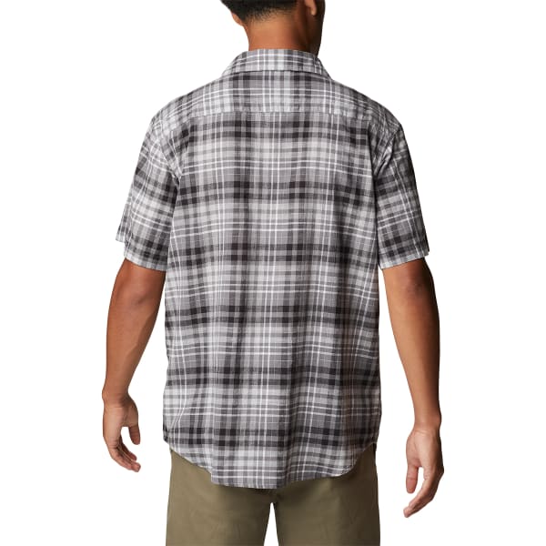 COLUMBIA Men's Under Exposure Yarn-Dye Short Sleeve Shirt