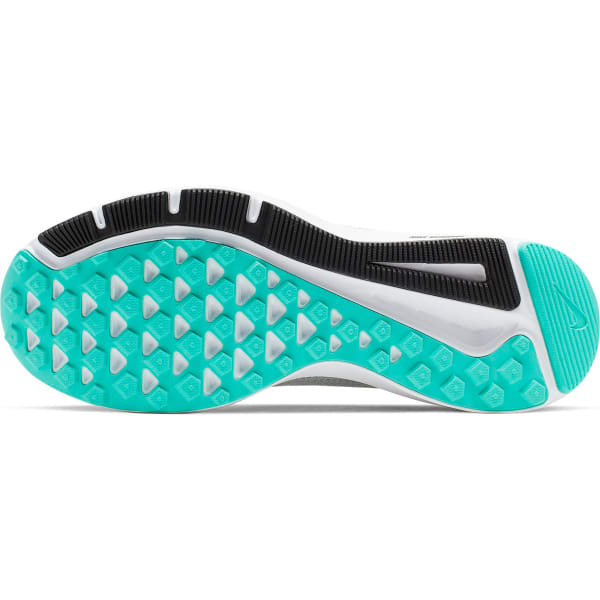 NIKE Women’s Quest Running Shoes