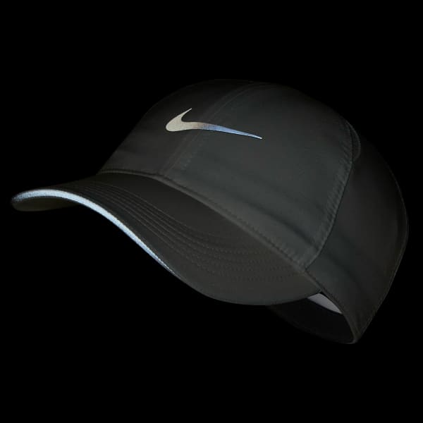 NIKE Women's Featherlight Running Cap