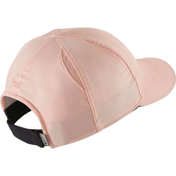 NIKE Women's Featherlight Running Cap