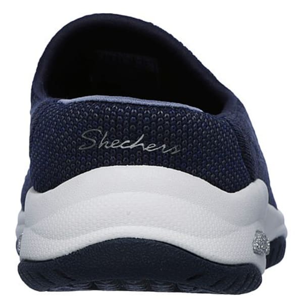 SKECHERS Women's Commute Knitastic Clog Seakers