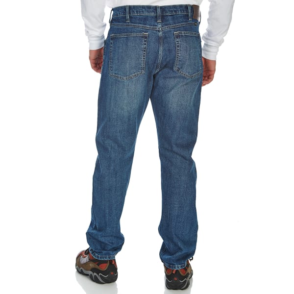 WRANGLER Men's Regular Taper 4-Way Flex Jeans