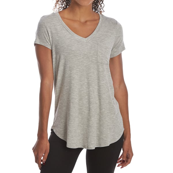 TRESICS FEMME Women's Pocket V-Neck Short-Sleeve Tee