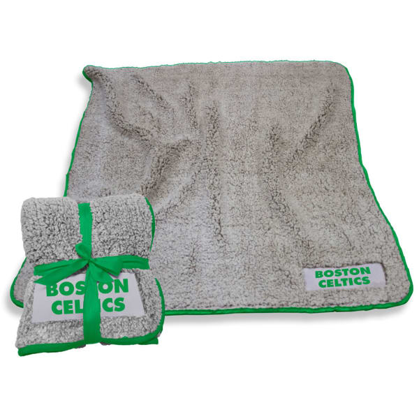 BOSTON CELTICS Frosty Fleece Throw Blanket