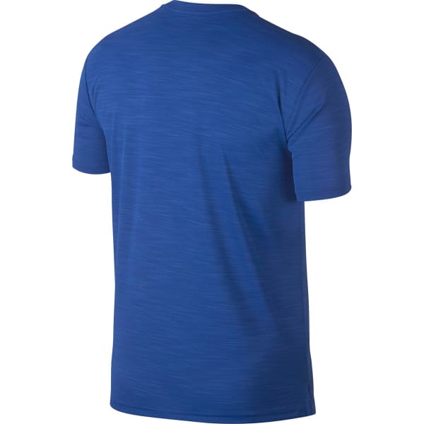 NIKE Men's Superset Short-Sleeve Tee