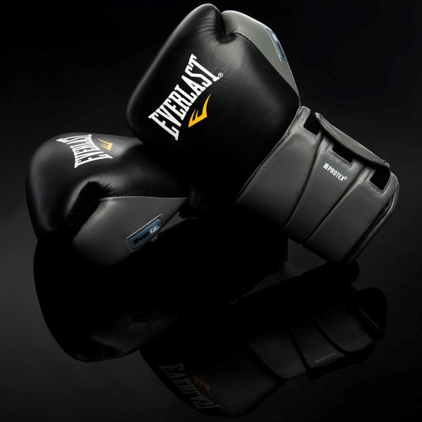 EVERLAST Pro3 Gel Boxing Gloves