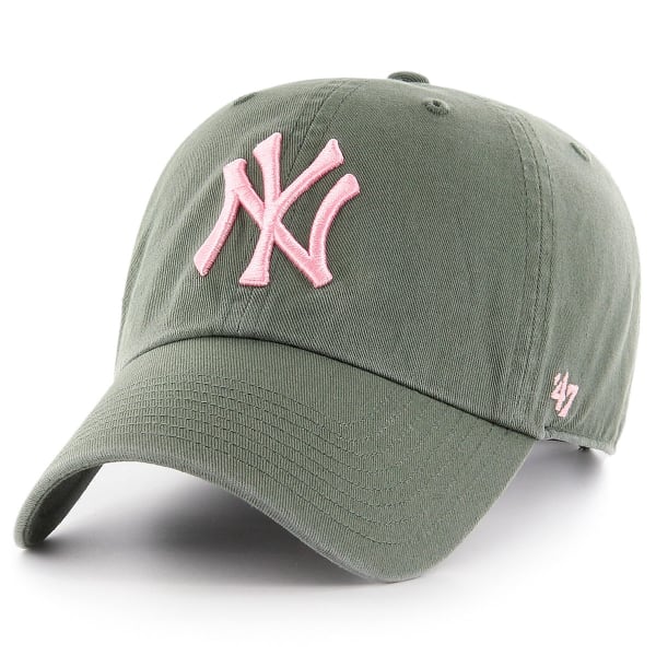 NEW YORK YANKEES Women's Moss Cleanup Adjustable Hat