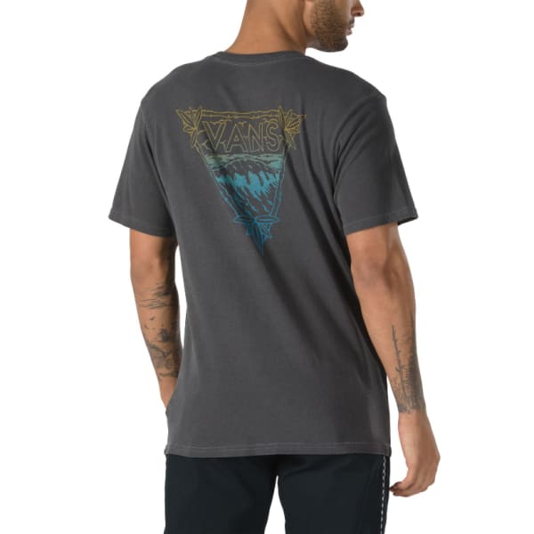 VANS Men's Vintage Novelty Waves Short-Sleeve Graphic Tee