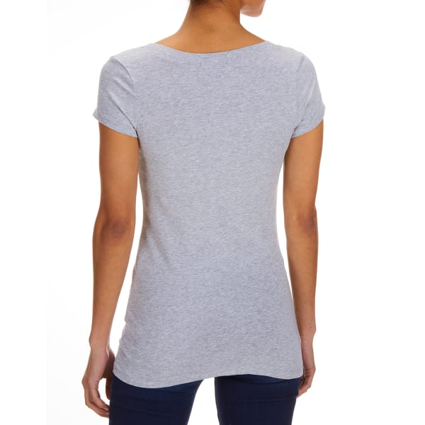 AMBIANCE Juniors' Basic Short-Sleeve V-Neck Tee