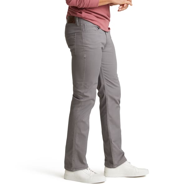 DOCKERS Men's Straight Cut 2.0 All Seasons Khaki Tech Pants