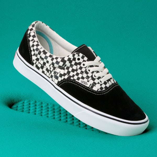 VANS Men's Comfycush Tear Check Era Shoe