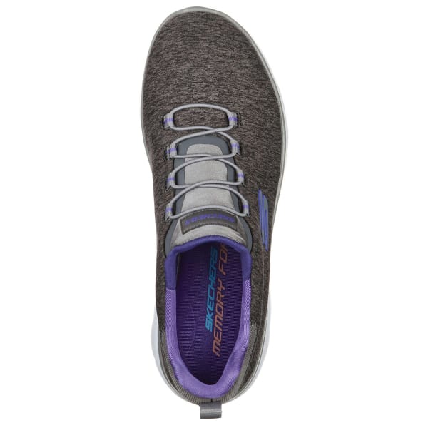 SKECHERS Women's Summits Quick Getaway Sneaker