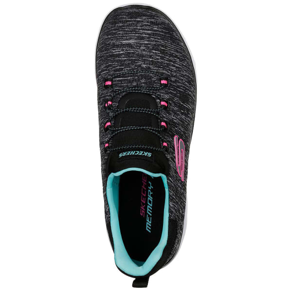 SKECHERS Women's Summits - Quick Getaway Sneaker, Wide