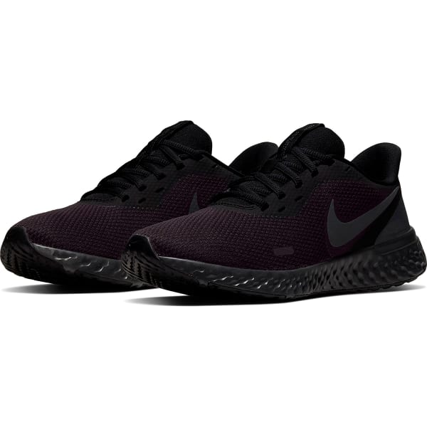 NIKE Women's Revolution 5 Running Shoes