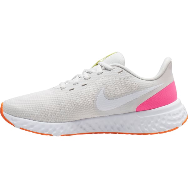 NIKE Women's Revolution 5 Running Shoes