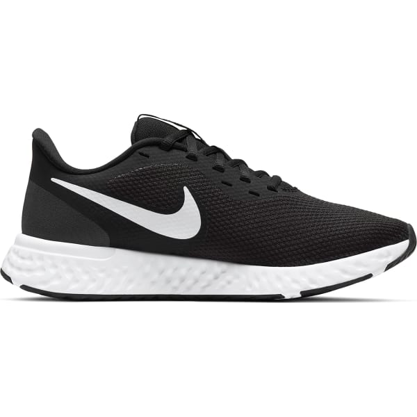 NIKE Women's Revolution 5 Running Shoes, Wide