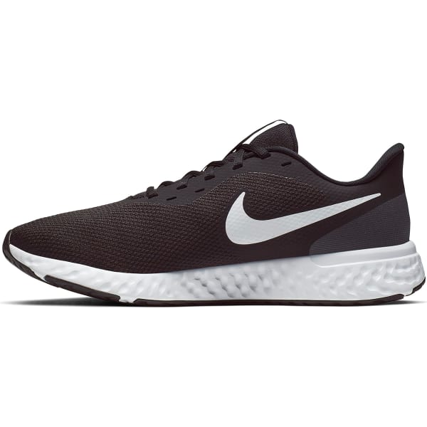 NIKE Men's Revolution 5 Running Shoes, Wide