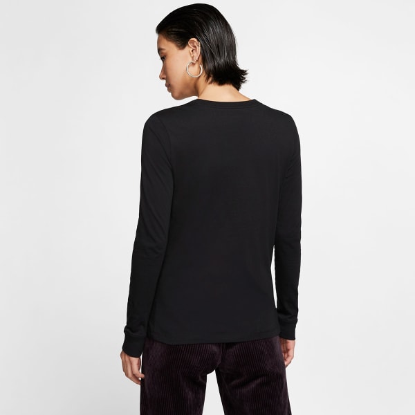 NIKE Women's Varsity Crew Neck Long-Sleeve Tee