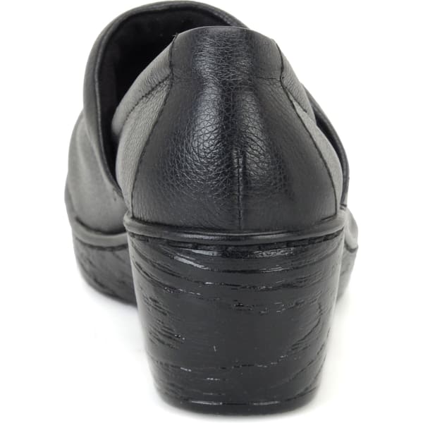 B.O.C. Women's Nadiyya Clogs