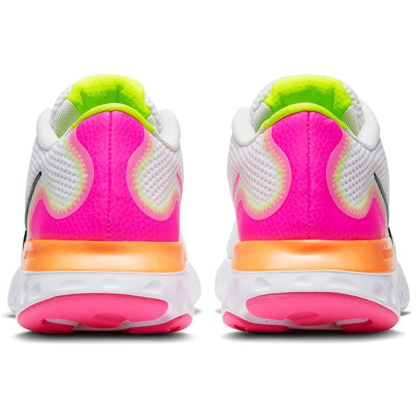 NIKE Women's Renew Run Running Shoe