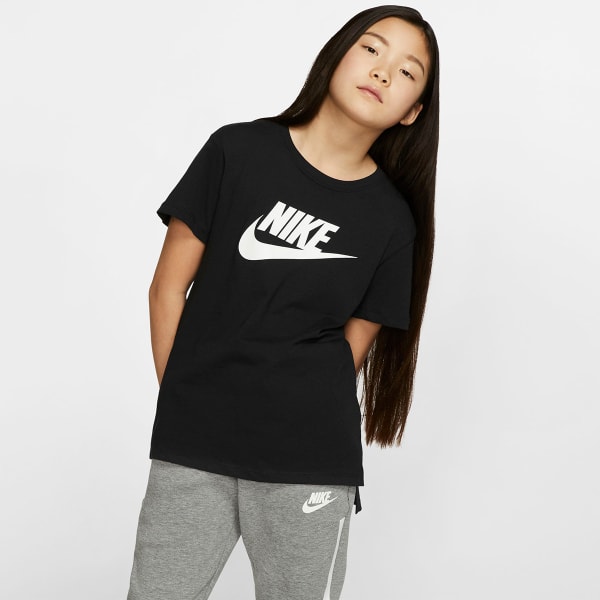 NIKE Girls' Sportswear Short-Sleeve Tee