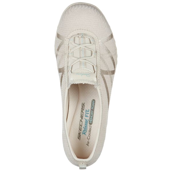 SKECHERS Women's Relaxed Fit: Breathe-Easy-A-Look Sneaker