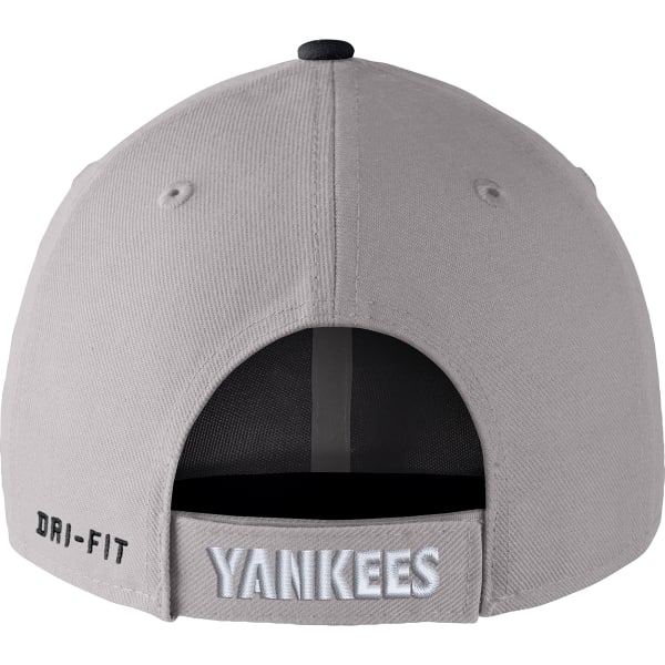 New York Yankees Nike Classic Adjustable Performance Hat - Gray 