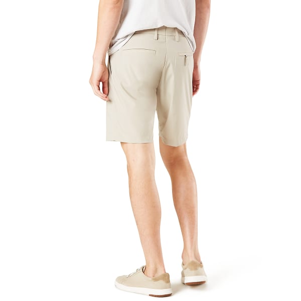 DOCKERS Men's Tech Short w/ Supreme Flex