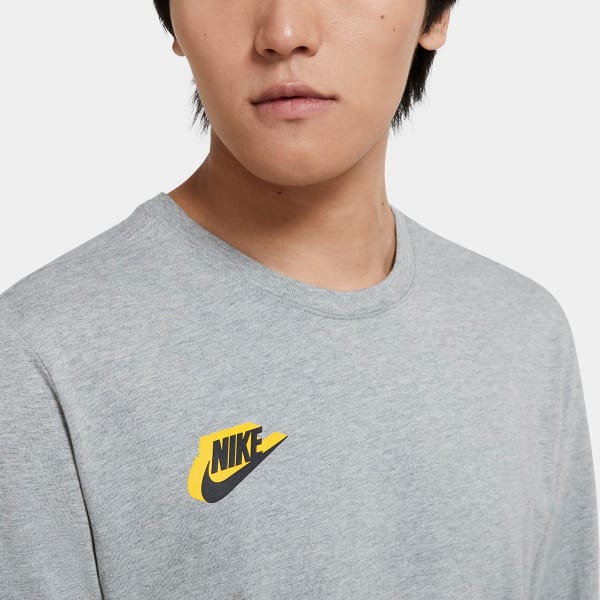 NIKE Men's Sportswear Long-Sleeve Tee