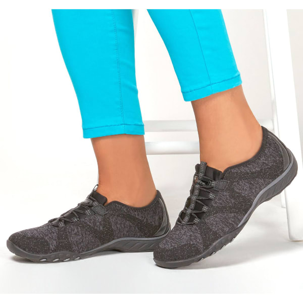 SKECHERS Women's Relaxed Fit: Breathe-Easy - Opportuknity Sneaker