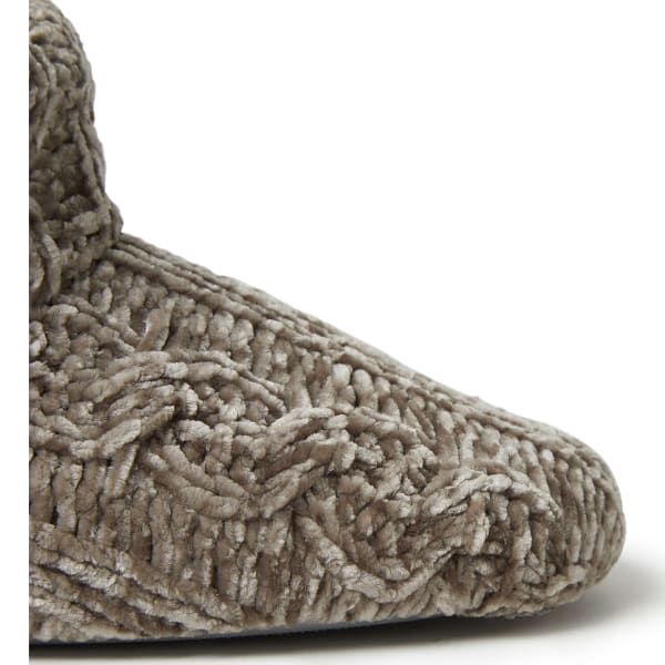 FAMOUS MAKER Women's Marled Cable Knit Chenille Bootie